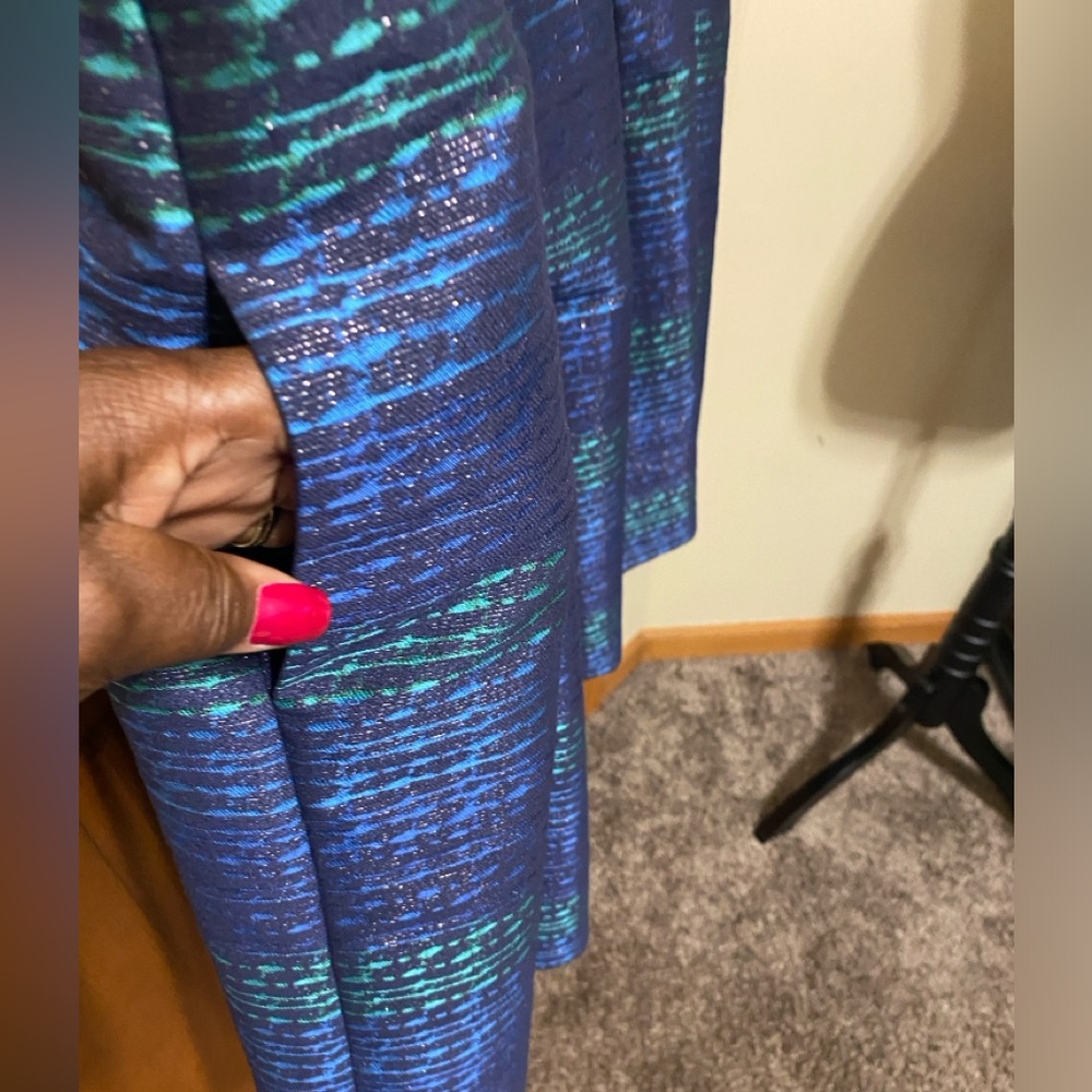 NWT Vince Camuto Metallic Plus Size Jacquard Fit and Flare Dress - Picture 4 of 5